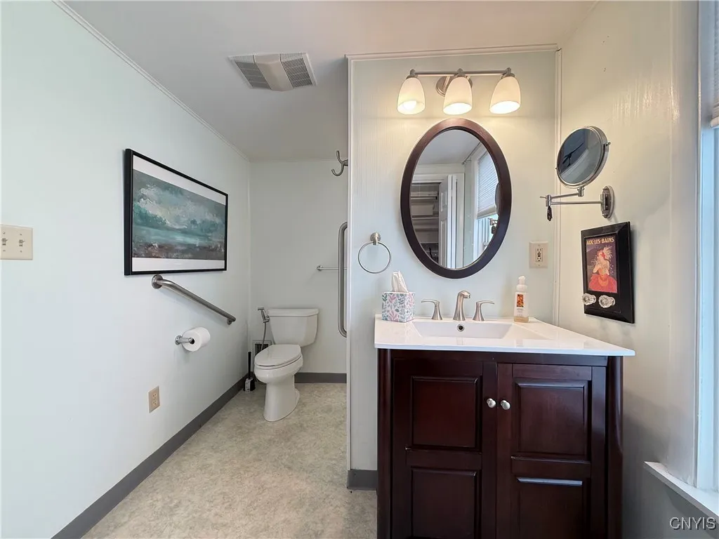 210 East 11th Street, Oswego, New York 13126, Oswego, New York 13126, 3 Bedrooms Bedrooms, 6 Rooms Rooms,2 BathroomsBathrooms,Residential,For Sale,210 East 11th Street, Oswego, New York 13126,0,S1643437