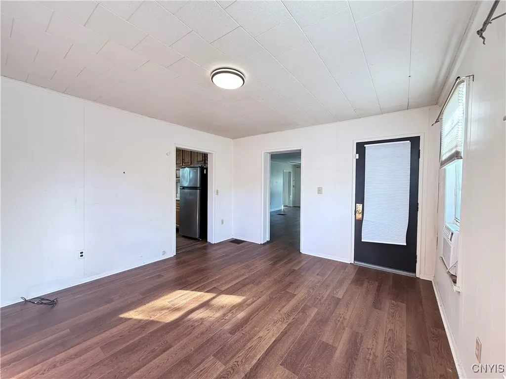 210 East 11th Street, Oswego, New York 13126, Oswego, New York 13126, 3 Bedrooms Bedrooms, 6 Rooms Rooms,2 BathroomsBathrooms,Residential,For Sale,210 East 11th Street, Oswego, New York 13126,0,S1643437