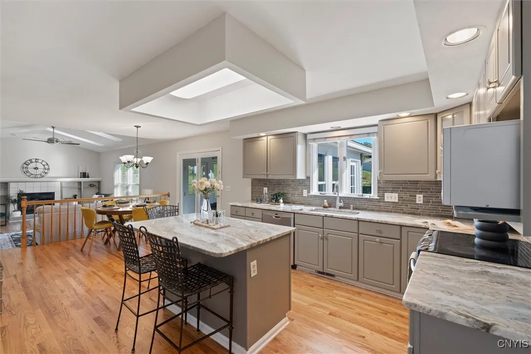 6001 Singletree Lane, Dewitt, New York 13078, De Witt, New York 13078, 4 Bedrooms Bedrooms, 17 Rooms Rooms,2 BathroomsBathrooms,Residential,For Sale,6001 Singletree Lane, Dewitt, New York 13078,0,S1643758