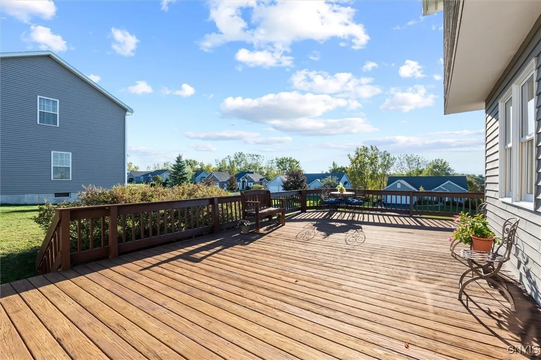 6001 Singletree Lane, Dewitt, New York 13078, De Witt, New York 13078, 4 Bedrooms Bedrooms, 17 Rooms Rooms,2 BathroomsBathrooms,Residential,For Sale,6001 Singletree Lane, Dewitt, New York 13078,0,S1643758