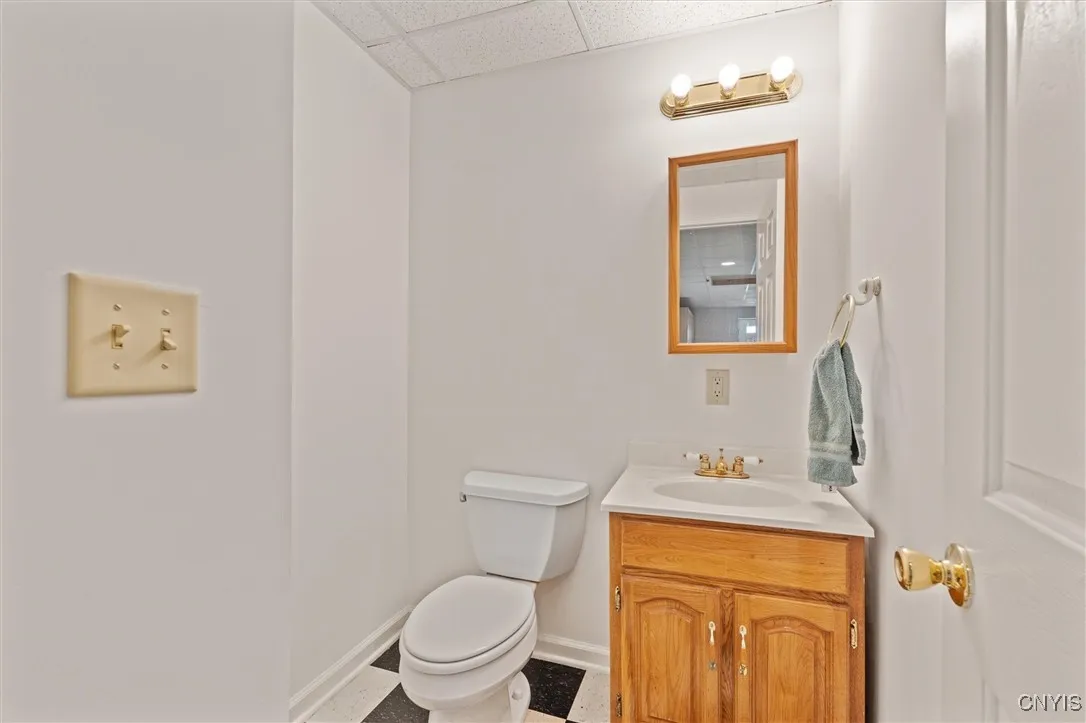 6001 Singletree Lane, Dewitt, New York 13078, De Witt, New York 13078, 4 Bedrooms Bedrooms, 17 Rooms Rooms,2 BathroomsBathrooms,Residential,For Sale,6001 Singletree Lane, Dewitt, New York 13078,0,S1643758