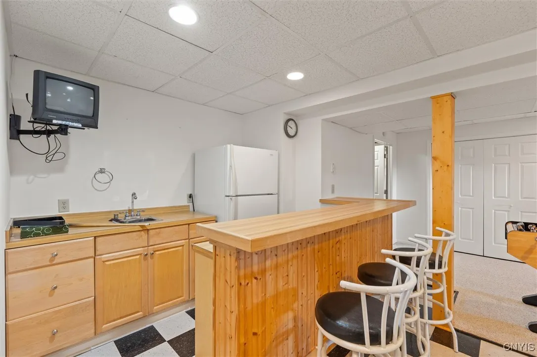 6001 Singletree Lane, Dewitt, New York 13078, De Witt, New York 13078, 4 Bedrooms Bedrooms, 17 Rooms Rooms,2 BathroomsBathrooms,Residential,For Sale,6001 Singletree Lane, Dewitt, New York 13078,0,S1643758