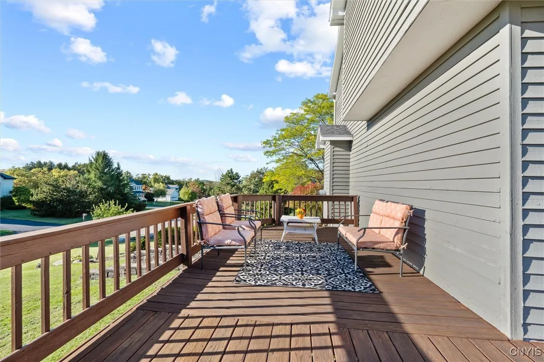 6001 Singletree Lane, Dewitt, New York 13078, De Witt, New York 13078, 4 Bedrooms Bedrooms, 17 Rooms Rooms,2 BathroomsBathrooms,Residential,For Sale,6001 Singletree Lane, Dewitt, New York 13078,0,S1643758