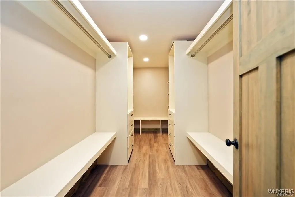 11920 Old Hanford Road, Hanover, New York 14136, Hanover, New York 14136, 3 Bedrooms Bedrooms, 6 Rooms Rooms,2 BathroomsBathrooms,Residential,For Sale,11920 Old Hanford Road, Hanover, New York 14136,0,B1642369