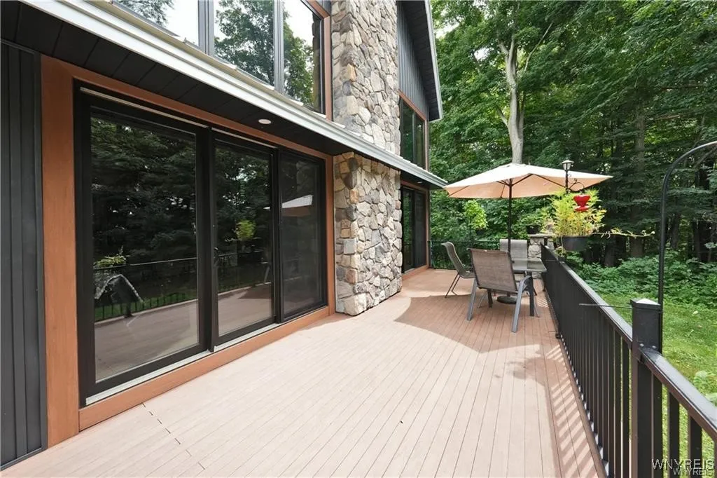 11920 Old Hanford Road, Hanover, New York 14136, Hanover, New York 14136, 3 Bedrooms Bedrooms, 6 Rooms Rooms,2 BathroomsBathrooms,Residential,For Sale,11920 Old Hanford Road, Hanover, New York 14136,0,B1642369