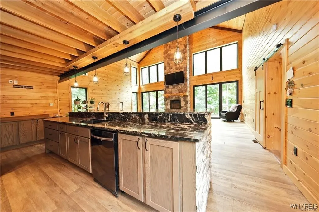 11920 Old Hanford Road, Hanover, New York 14136, Hanover, New York 14136, 3 Bedrooms Bedrooms, 6 Rooms Rooms,2 BathroomsBathrooms,Residential,For Sale,11920 Old Hanford Road, Hanover, New York 14136,0,B1642369