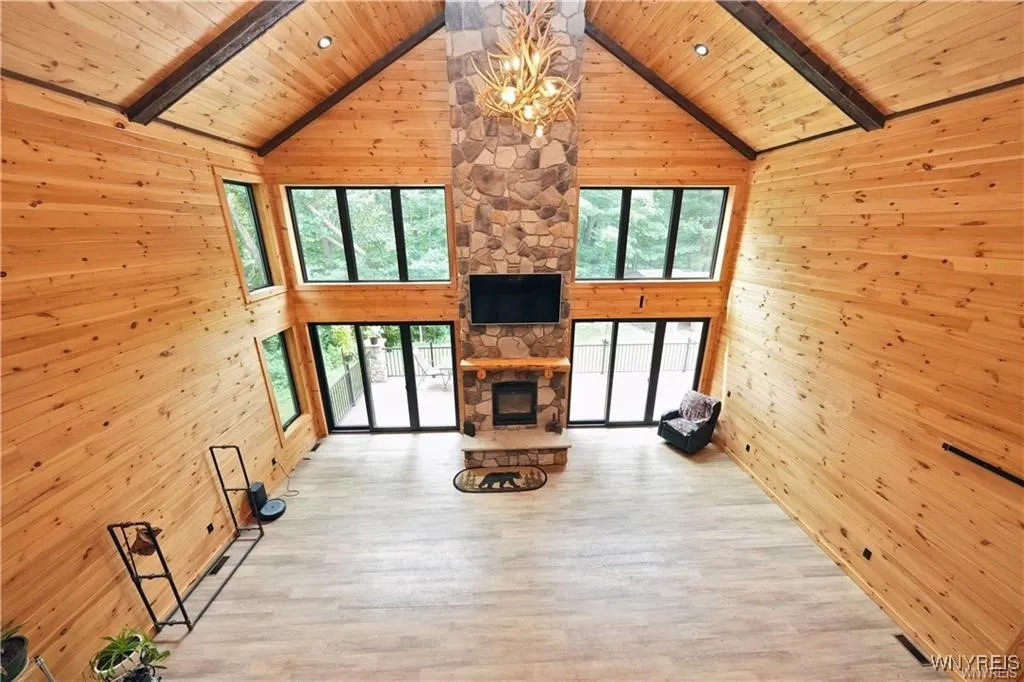 11920 Old Hanford Road, Hanover, New York 14136, Hanover, New York 14136, 3 Bedrooms Bedrooms, 6 Rooms Rooms,2 BathroomsBathrooms,Residential,For Sale,11920 Old Hanford Road, Hanover, New York 14136,0,B1642369