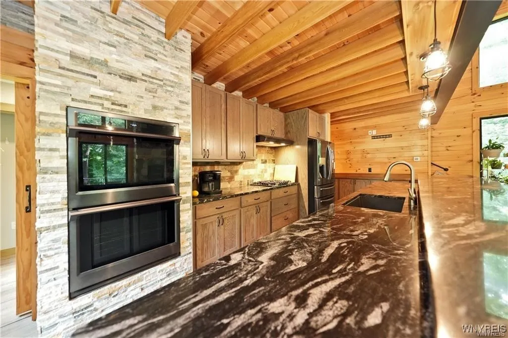 11920 Old Hanford Road, Hanover, New York 14136, Hanover, New York 14136, 3 Bedrooms Bedrooms, 6 Rooms Rooms,2 BathroomsBathrooms,Residential,For Sale,11920 Old Hanford Road, Hanover, New York 14136,0,B1642369