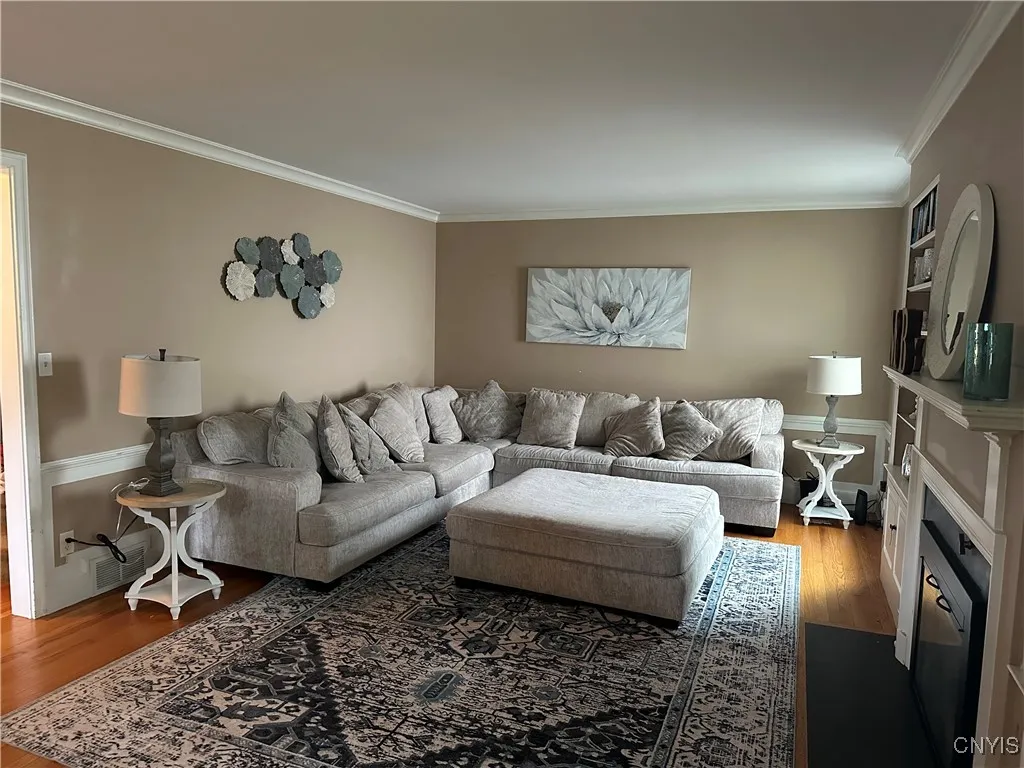 308 West Locust Street, Rome, New York 13440, Rome, New York 13440, 4 Bedrooms Bedrooms, 12 Rooms Rooms,2 BathroomsBathrooms,Residential Lease,Closed,308 West Locust Street, Rome, New York 13440,0,S1643801