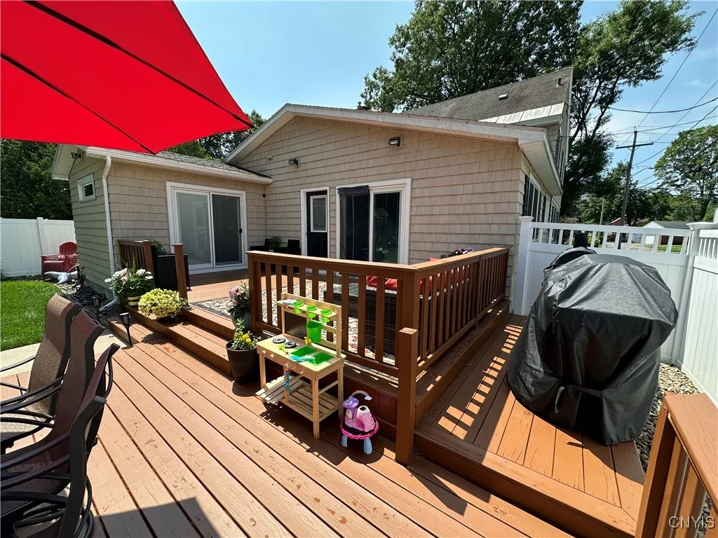 308 West Locust Street, Rome, New York 13440, Rome, New York 13440, 4 Bedrooms Bedrooms, 12 Rooms Rooms,2 BathroomsBathrooms,Residential Lease,Closed,308 West Locust Street, Rome, New York 13440,0,S1643801