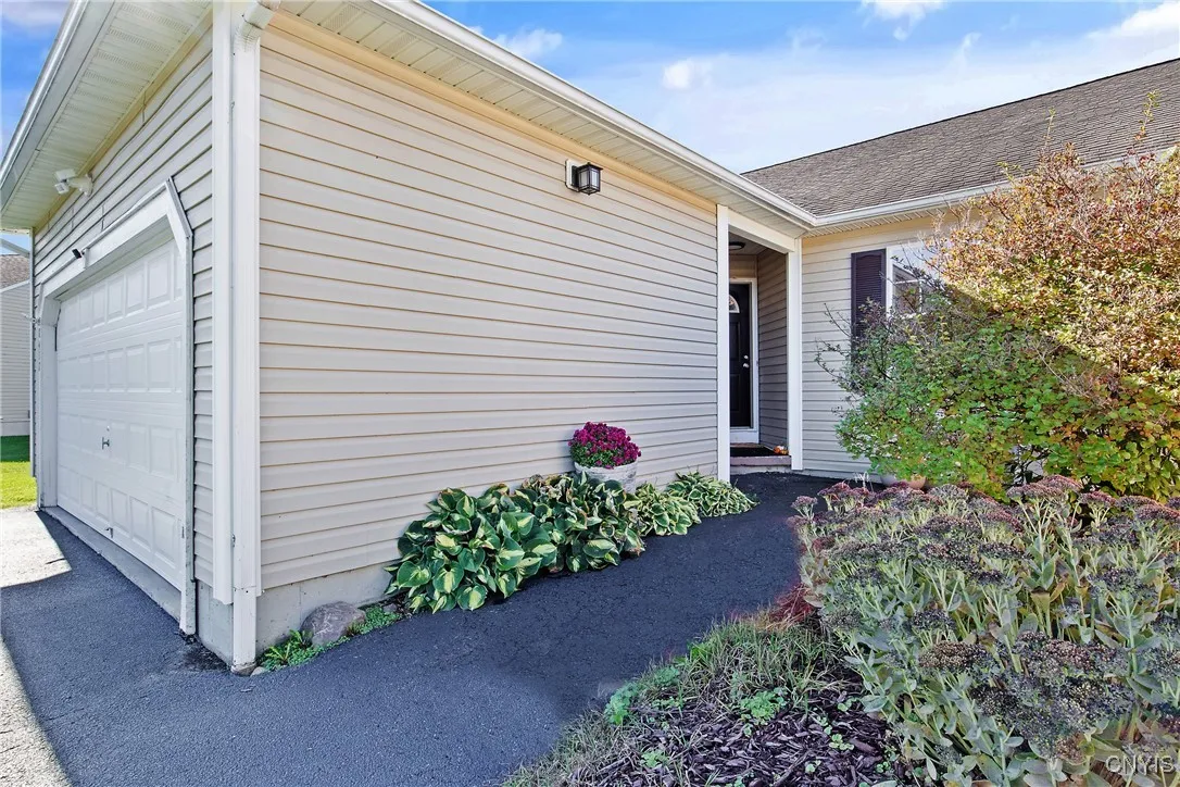 8417 Boyko Farm, Cicero, New York 13039, Cicero, New York 13039, 2 Bedrooms Bedrooms, 5 Rooms Rooms,2 BathroomsBathrooms,Residential,For Sale,8417 Boyko Farm, Cicero, New York 13039,0,S1642387