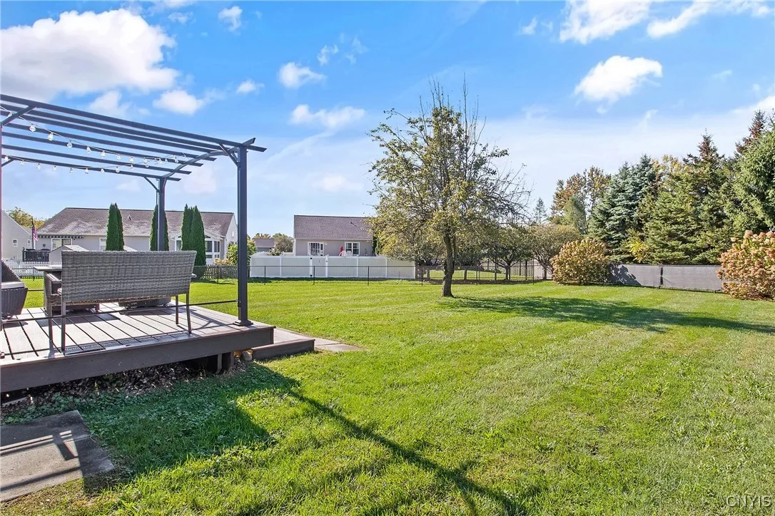 8417 Boyko Farm, Cicero, New York 13039, Cicero, New York 13039, 2 Bedrooms Bedrooms, 5 Rooms Rooms,2 BathroomsBathrooms,Residential,For Sale,8417 Boyko Farm, Cicero, New York 13039,0,S1642387