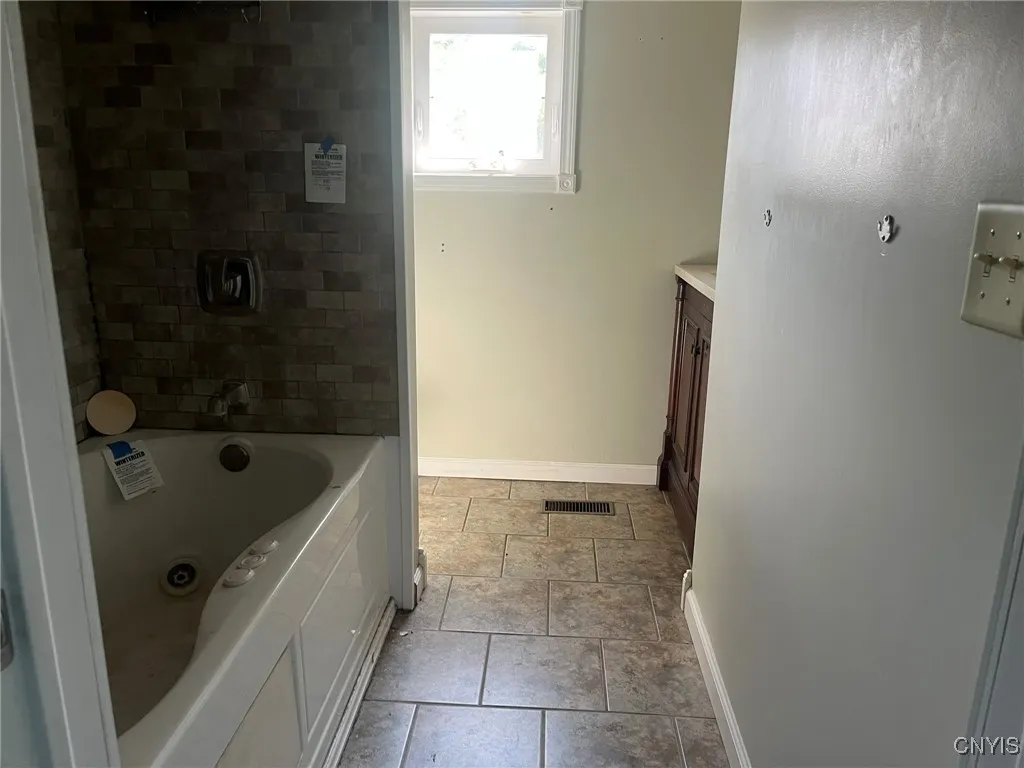 1220 Huntington Street, Watertown City, New York 1, Watertown City, New York 13601, 4 Bedrooms Bedrooms, 10 Rooms Rooms,2 BathroomsBathrooms,Residential,For Sale,1220 Huntington Street, Watertown City, New York 1,0,S1643771