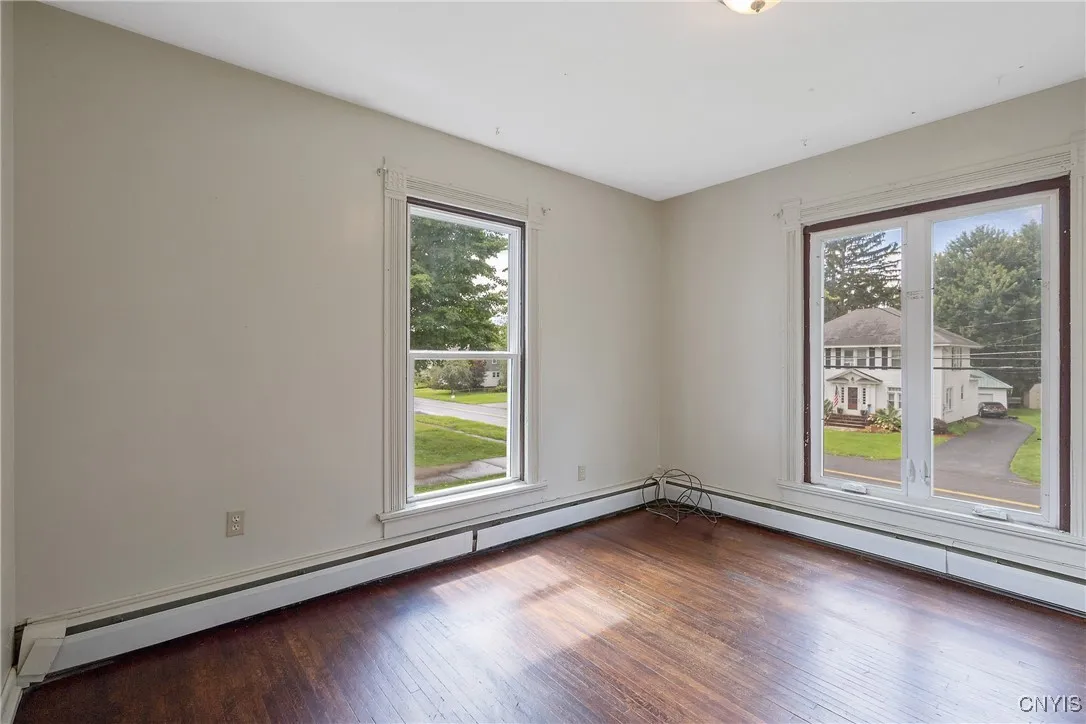 167 West 1st Street North 2, Fulton, New York 1306, Fulton, New York 13069, 2 Bedrooms Bedrooms, 4 Rooms Rooms,1 BathroomBathrooms,Residential Lease,For Rent,167 West 1st Street North 2, Fulton, New York 1306,0,S1643816