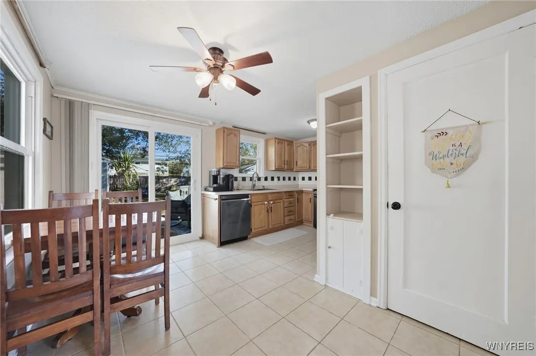 153 Somerville Avenue, Tonawanda, New York 14150, Tonawanda, New York 14150, 3 Bedrooms Bedrooms, 6 Rooms Rooms,1 BathroomBathrooms,Residential,For Sale,153 Somerville Avenue, Tonawanda, New York 14150,0,B1643540