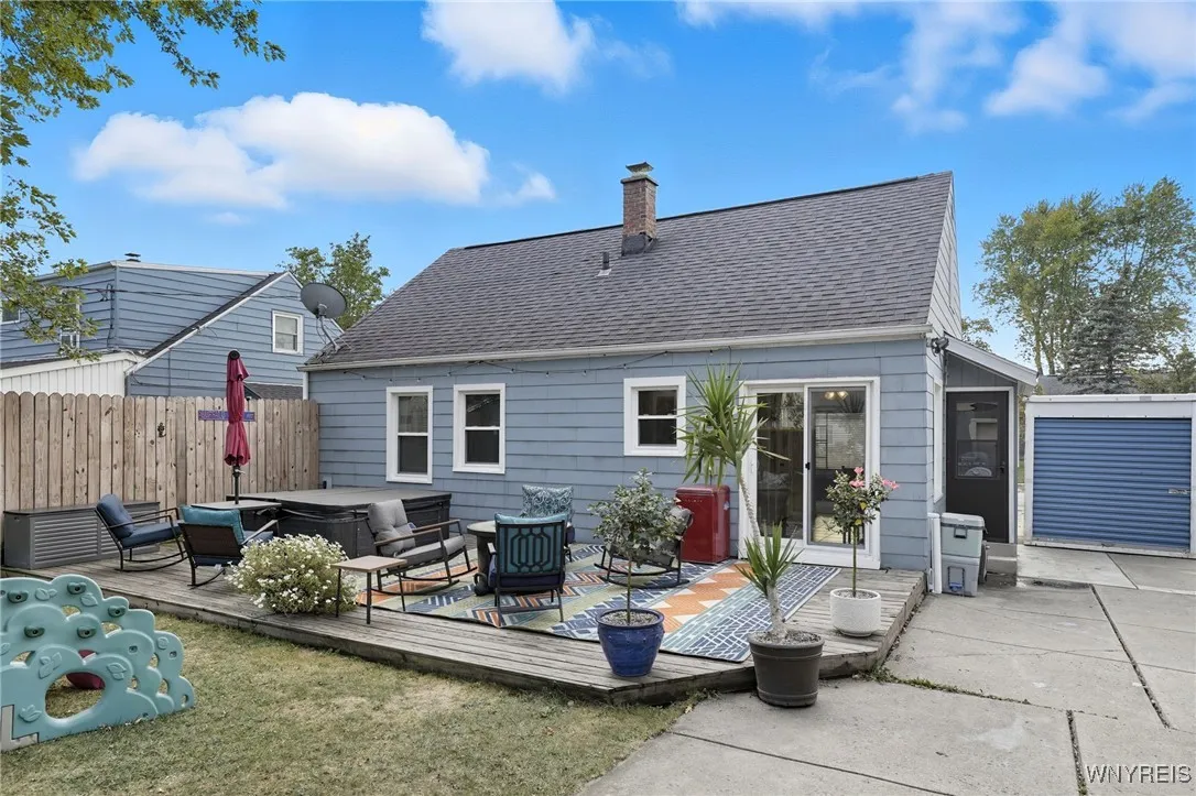153 Somerville Avenue, Tonawanda, New York 14150, Tonawanda, New York 14150, 3 Bedrooms Bedrooms, 6 Rooms Rooms,1 BathroomBathrooms,Residential,For Sale,153 Somerville Avenue, Tonawanda, New York 14150,0,B1643540