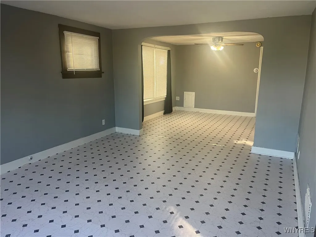 213 Hartwell Road, Buffalo, New York 14216, Buffalo, New York 14216, 6 Bedrooms Bedrooms, ,2 BathroomsBathrooms,Residential,For Sale,213 Hartwell Road, Buffalo, New York 14216,0,B1642837