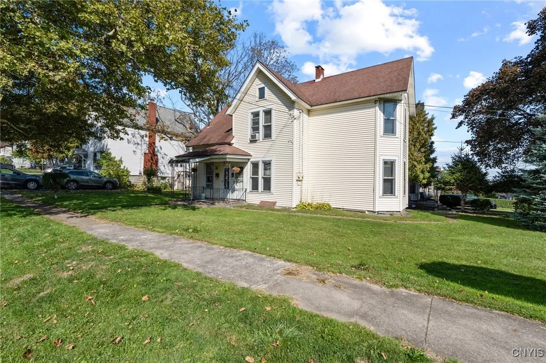 312 Emerson Avenue, Syracuse, New York 13204, Syracuse, New York 13204, 2 Bedrooms Bedrooms, ,2 BathroomsBathrooms,Residential,For Sale,312 Emerson Avenue, Syracuse, New York 13204,0,S1643297