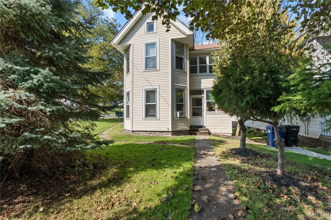 312 Emerson Avenue, Syracuse, New York 13204, Syracuse, New York 13204, 2 Bedrooms Bedrooms, ,2 BathroomsBathrooms,Residential,For Sale,312 Emerson Avenue, Syracuse, New York 13204,0,S1643297