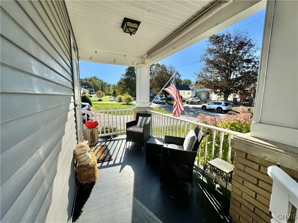 1607 Depeyster Avenue, Utica, New York 13501, Utica, New York 13501, 4 Bedrooms Bedrooms, 7 Rooms Rooms,1 BathroomBathrooms,Residential,For Sale,1607 Depeyster Avenue, Utica, New York 13501,0,S1642864