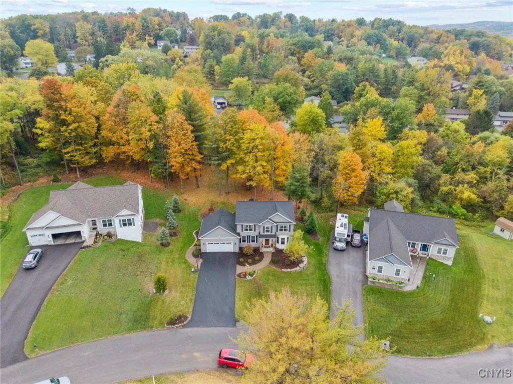 4641 Pauli Drive, Manlius, New York 13104, Manlius, New York 13104, 4 Bedrooms Bedrooms, 9 Rooms Rooms,2 BathroomsBathrooms,Residential,For Sale,4641 Pauli Drive, Manlius, New York 13104,0,S1643616