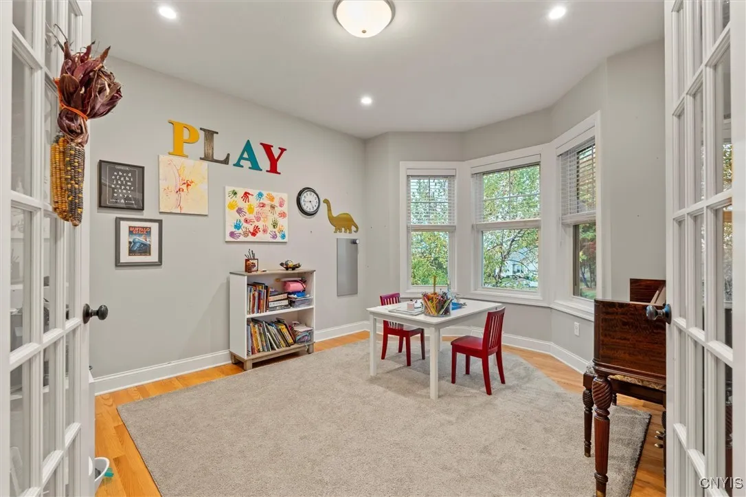 4641 Pauli Drive, Manlius, New York 13104, Manlius, New York 13104, 4 Bedrooms Bedrooms, 9 Rooms Rooms,2 BathroomsBathrooms,Residential,For Sale,4641 Pauli Drive, Manlius, New York 13104,0,S1643616