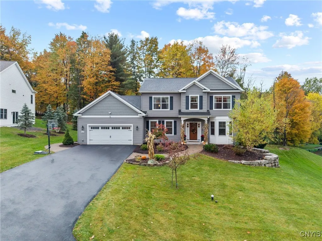4641 Pauli Drive, Manlius, New York 13104, Manlius, New York 13104, 4 Bedrooms Bedrooms, 9 Rooms Rooms,2 BathroomsBathrooms,Residential,For Sale,4641 Pauli Drive, Manlius, New York 13104,0,S1643616