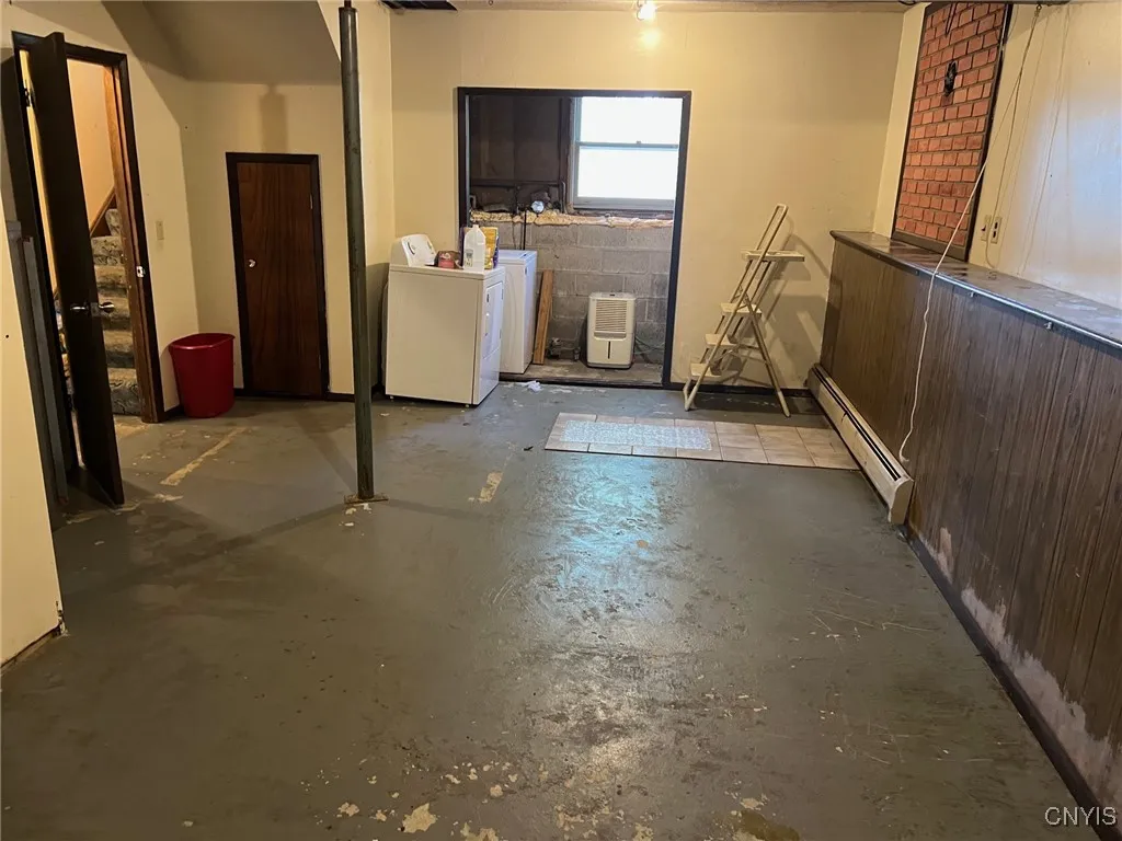 6782 Benton Road, Marcy, New York 13403, Marcy, New York 13403, 3 Bedrooms Bedrooms, 9 Rooms Rooms,1 BathroomBathrooms,Residential,For Sale,6782 Benton Road, Marcy, New York 13403,0,S1642115