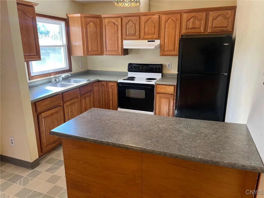6782 Benton Road, Marcy, New York 13403, Marcy, New York 13403, 3 Bedrooms Bedrooms, 9 Rooms Rooms,1 BathroomBathrooms,Residential,For Sale,6782 Benton Road, Marcy, New York 13403,0,S1642115