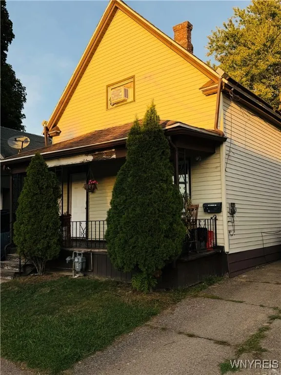129 Roberts Avenue, Buffalo, New York 14206, Buffalo, New York 14206, 2 Bedrooms Bedrooms, 6 Rooms Rooms,1 BathroomBathrooms,Residential,For Sale,129 Roberts Avenue, Buffalo, New York 14206,0,B1643736