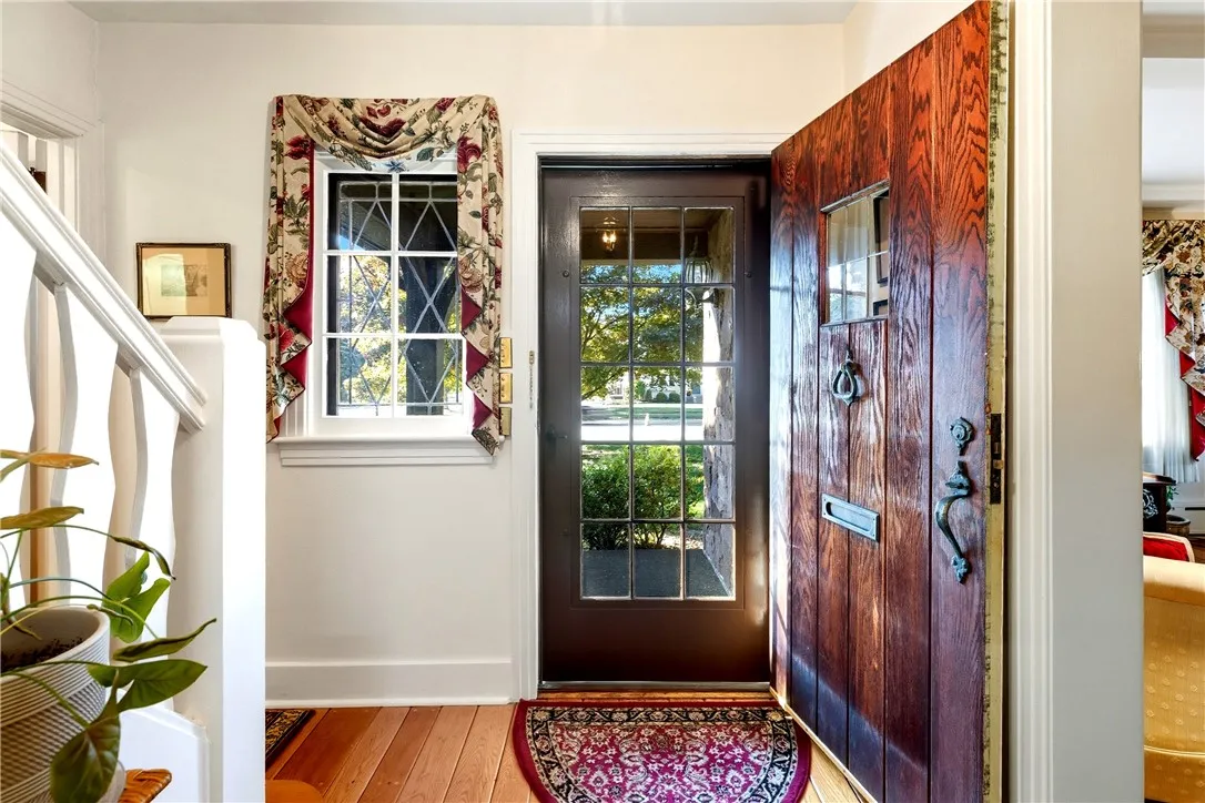 1546 West Church Street, Elmira, New York 14905, Elmira, New York 14905, 4 Bedrooms Bedrooms, 10 Rooms Rooms,2 BathroomsBathrooms,Residential,For Sale,1546 West Church Street, Elmira, New York 14905,0,R1643518
