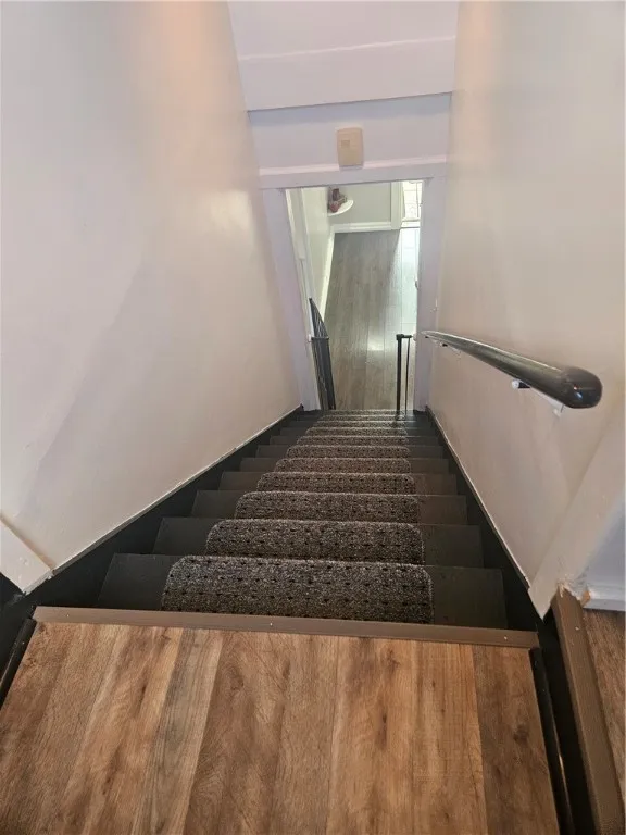 218 Newton Road, Greece, New York 14626, Greece, New York 14626, 2 Bedrooms Bedrooms, 6 Rooms Rooms,1 BathroomBathrooms,Residential,For Sale,218 Newton Road, Greece, New York 14626,0,R1643634