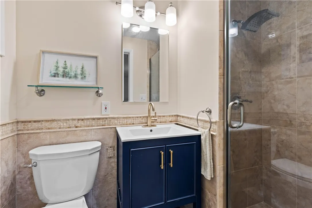 200 Sherri Ann Lane, Greece, New York 14626, Greece, New York 14626, 2 Bedrooms Bedrooms, 7 Rooms Rooms,2 BathroomsBathrooms,Residential,For Sale,200 Sherri Ann Lane, Greece, New York 14626,0,R1643101