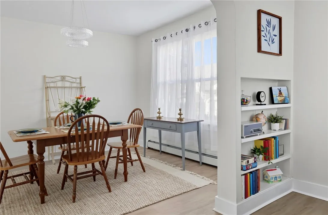 86 West 4th Street, Corning City, New York 14830, Corning City, New York 14830, 3 Bedrooms Bedrooms, 8 Rooms Rooms,3 BathroomsBathrooms,Residential,For Sale,86 West 4th Street, Corning City, New York 14830,0,R1643683