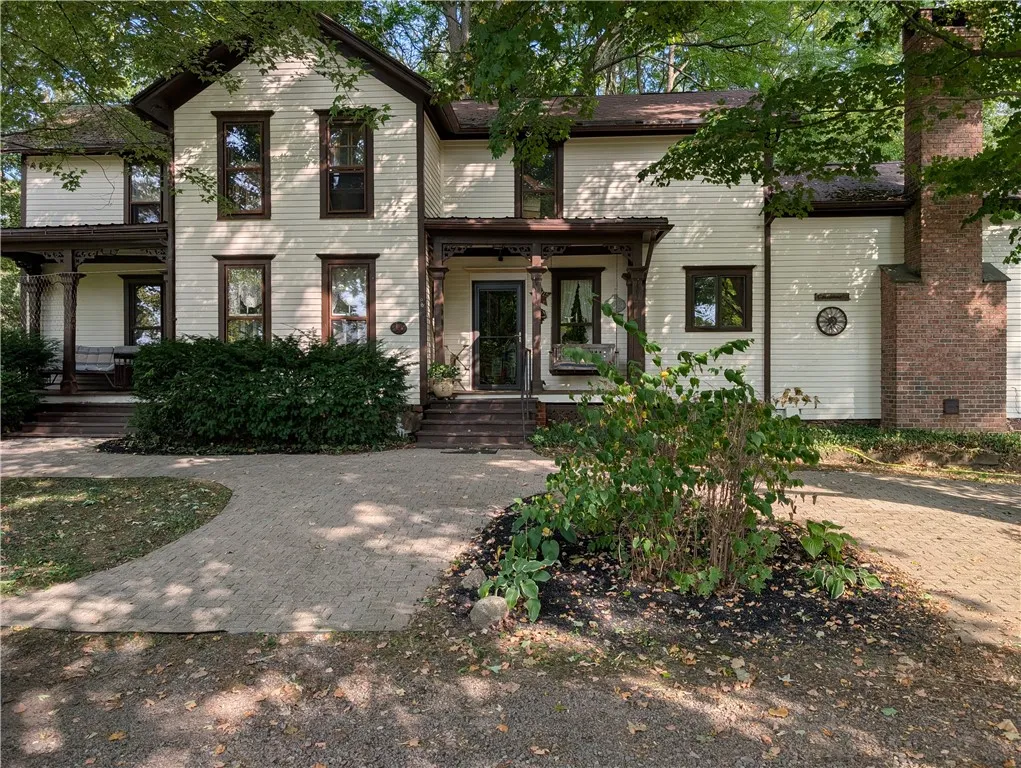 461 Lawrence Road, Clarkson, New York 14420, Clarkson, New York 14420, 3 Bedrooms Bedrooms, 11 Rooms Rooms,2 BathroomsBathrooms,Residential,For Sale,461 Lawrence Road, Clarkson, New York 14420,0,R1642929