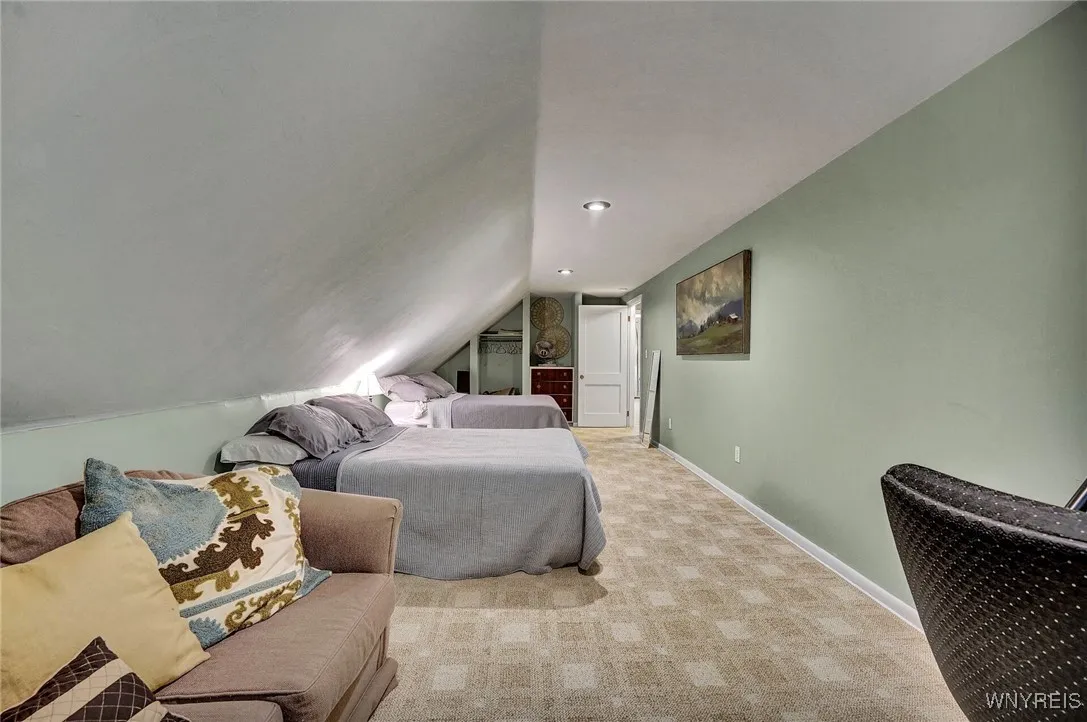 40 West Washington Street, Ellicottville, New York, Ellicottville, New York 14731, 5 Bedrooms Bedrooms, 11 Rooms Rooms,2 BathroomsBathrooms,Residential,For Sale,40 West Washington Street, Ellicottville, New York,0,B1642224