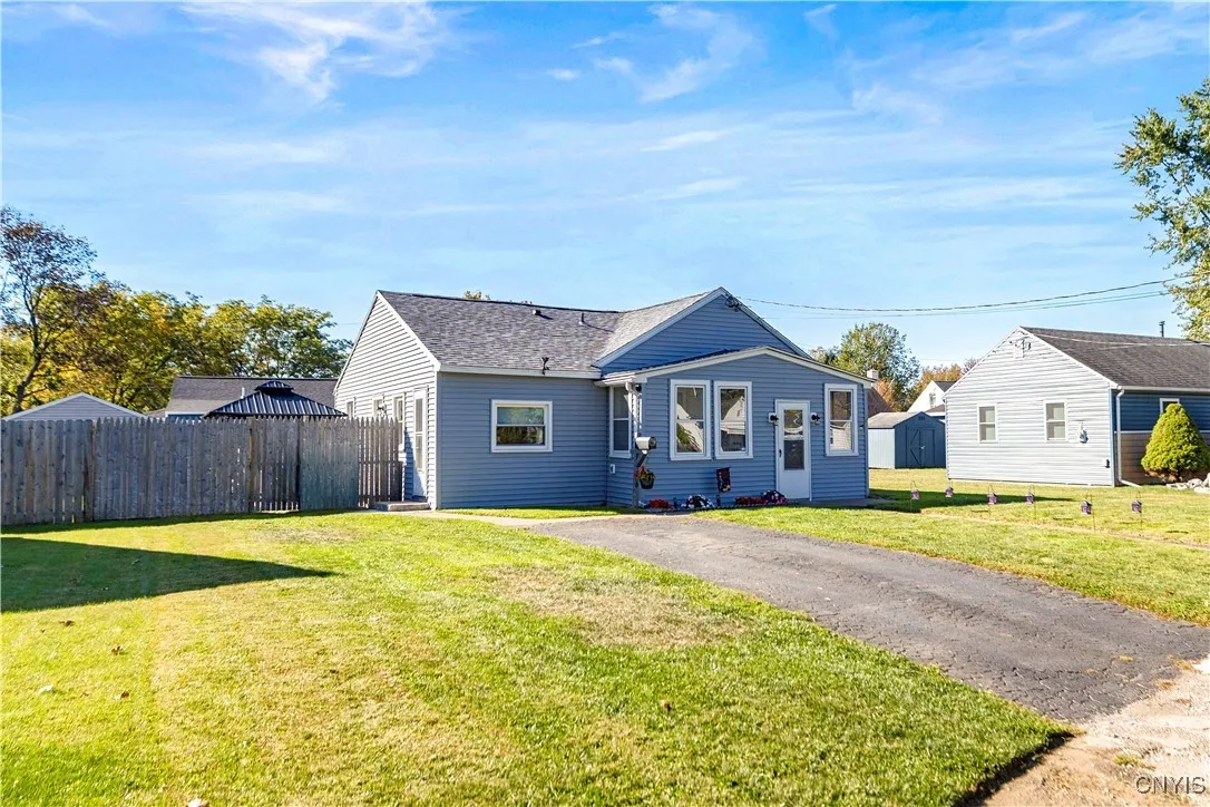 126 Crossgates Road, Rome, New York 13440, Rome, New York 13440, 3 Bedrooms Bedrooms, 7 Rooms Rooms,1 BathroomBathrooms,Residential,For Sale,126 Crossgates Road, Rome, New York 13440,0,S1642017