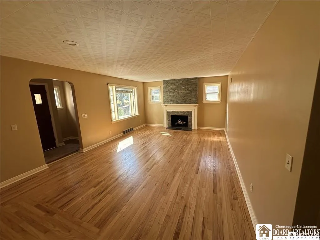 530 Prospect Street, Jamestown, New York 14701, Jamestown, New York 14701, 3 Bedrooms Bedrooms, 6 Rooms Rooms,1 BathroomBathrooms,Residential Lease,For Rent,530 Prospect Street, Jamestown, New York 14701,0,R1643067