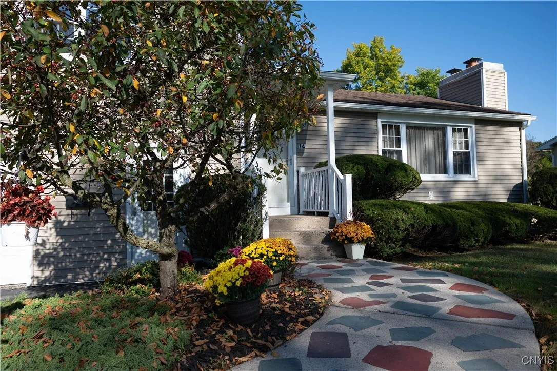 14 Olena Drive, Whitestown, New York 13492, Whitestown, New York 13492, 4 Bedrooms Bedrooms, 9 Rooms Rooms,2 BathroomsBathrooms,Residential,For Sale,14 Olena Drive, Whitestown, New York 13492,0,S1643560