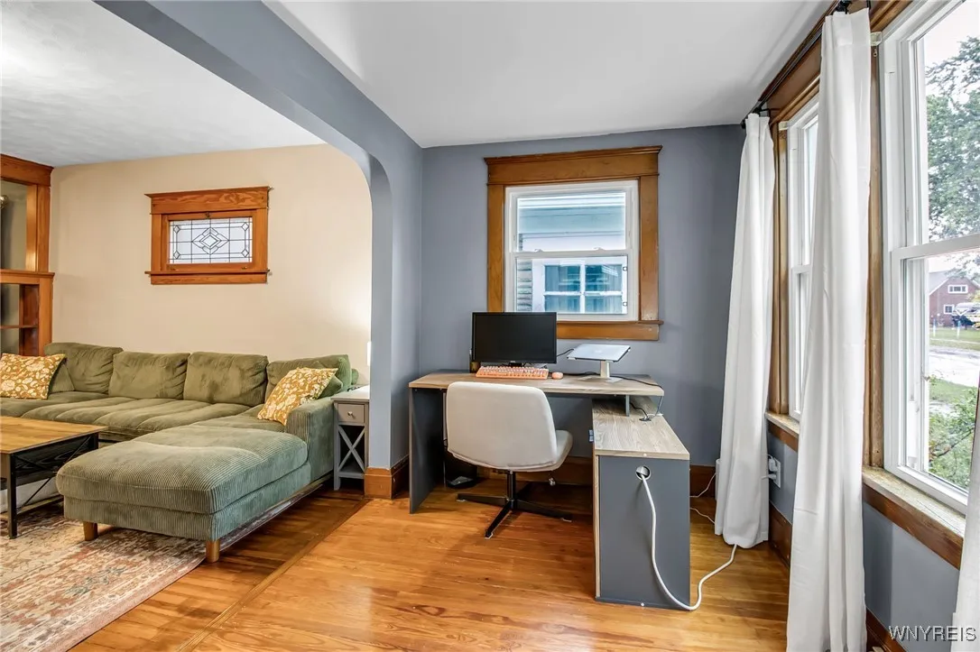 108 Burlington Avenue, Lancaster, New York 14043, Lancaster, New York 14043, 4 Bedrooms Bedrooms, 10 Rooms Rooms,1 BathroomBathrooms,Residential,For Sale,108 Burlington Avenue, Lancaster, New York 14043,0,B1643656