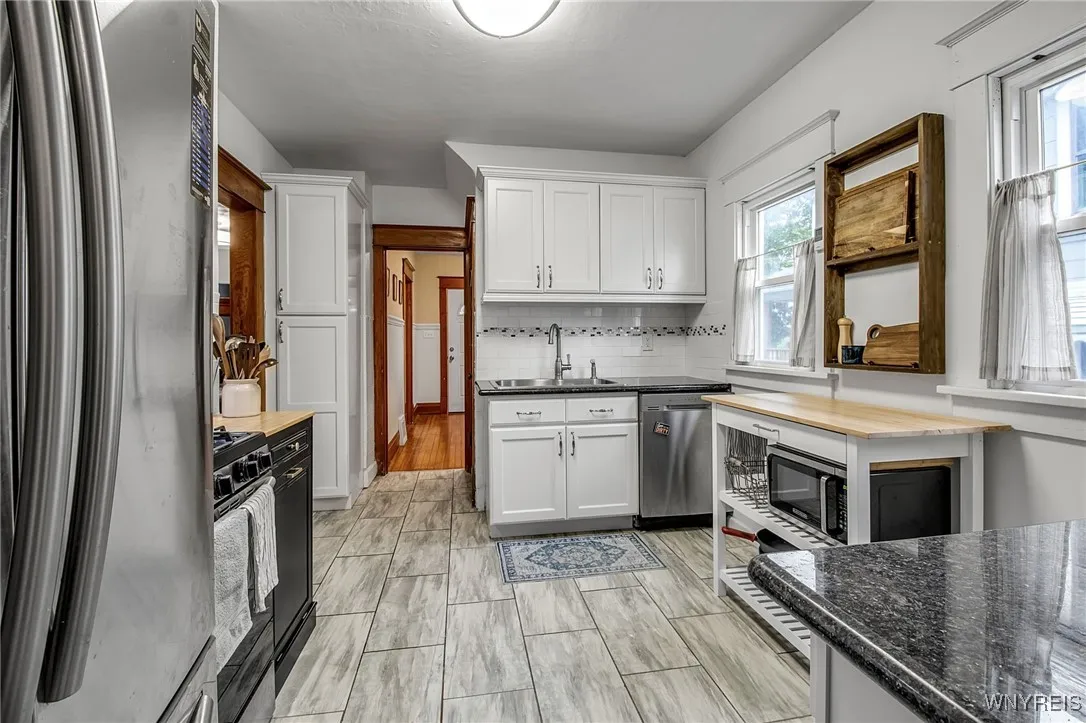 108 Burlington Avenue, Lancaster, New York 14043, Lancaster, New York 14043, 4 Bedrooms Bedrooms, 10 Rooms Rooms,1 BathroomBathrooms,Residential,For Sale,108 Burlington Avenue, Lancaster, New York 14043,0,B1643656