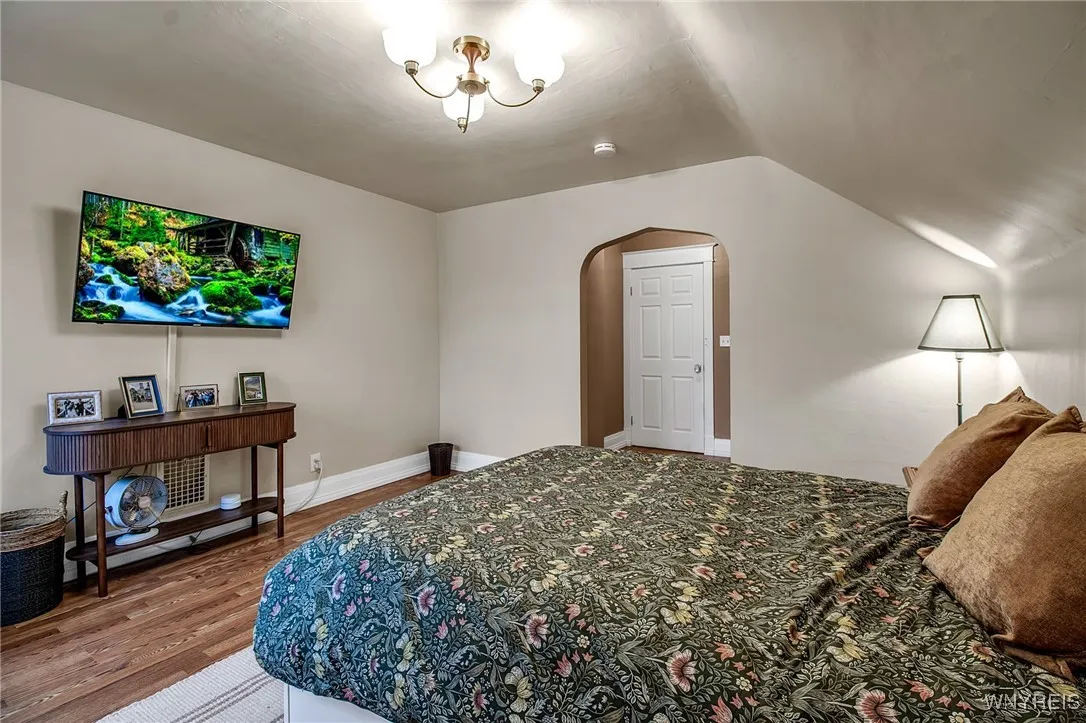 108 Burlington Avenue, Lancaster, New York 14043, Lancaster, New York 14043, 4 Bedrooms Bedrooms, 10 Rooms Rooms,1 BathroomBathrooms,Residential,For Sale,108 Burlington Avenue, Lancaster, New York 14043,0,B1643656