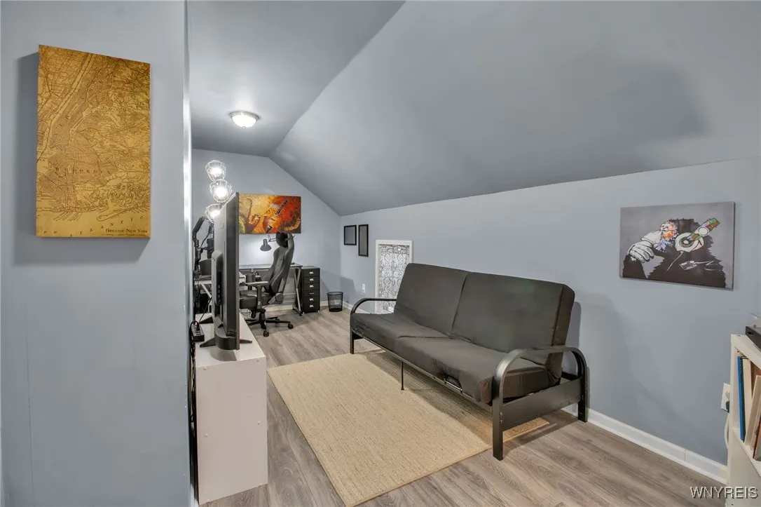 108 Burlington Avenue, Lancaster, New York 14043, Lancaster, New York 14043, 4 Bedrooms Bedrooms, 10 Rooms Rooms,1 BathroomBathrooms,Residential,For Sale,108 Burlington Avenue, Lancaster, New York 14043,0,B1643656