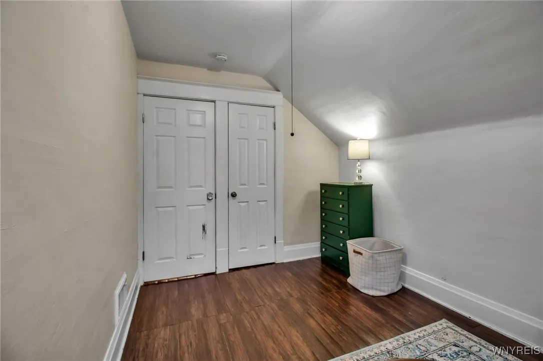 108 Burlington Avenue, Lancaster, New York 14043, Lancaster, New York 14043, 4 Bedrooms Bedrooms, 10 Rooms Rooms,1 BathroomBathrooms,Residential,For Sale,108 Burlington Avenue, Lancaster, New York 14043,0,B1643656