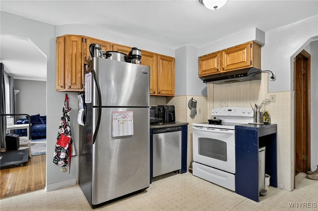 116 Springville Avenue, Amherst, New York 14226, Amherst, New York 14226, 3 Bedrooms Bedrooms, 5 Rooms Rooms,1 BathroomBathrooms,Residential,For Sale,116 Springville Avenue, Amherst, New York 14226,0,B1643836