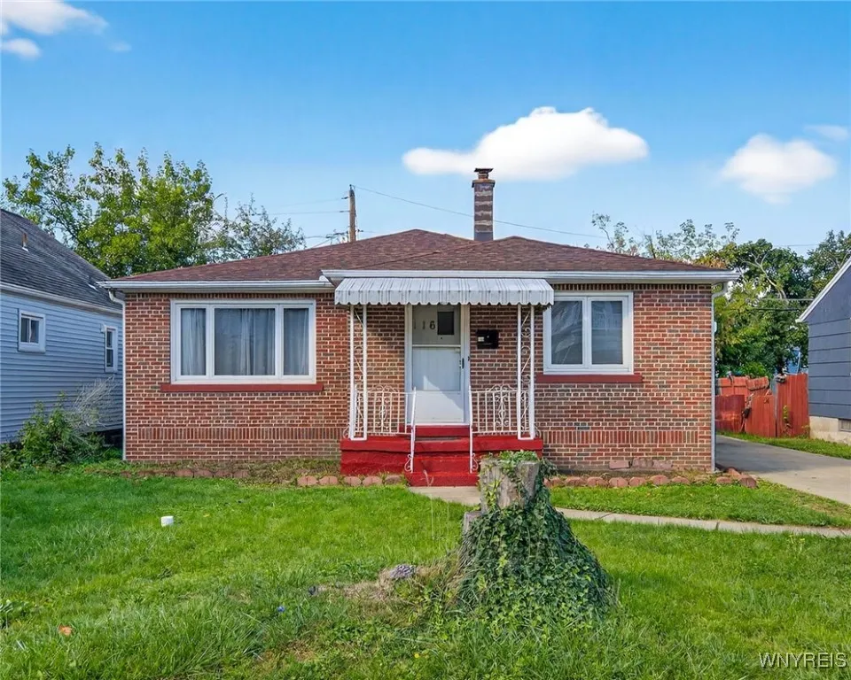116 Springville Avenue, Amherst, New York 14226, Amherst, New York 14226, 3 Bedrooms Bedrooms, 5 Rooms Rooms,1 BathroomBathrooms,Residential,For Sale,116 Springville Avenue, Amherst, New York 14226,0,B1643836