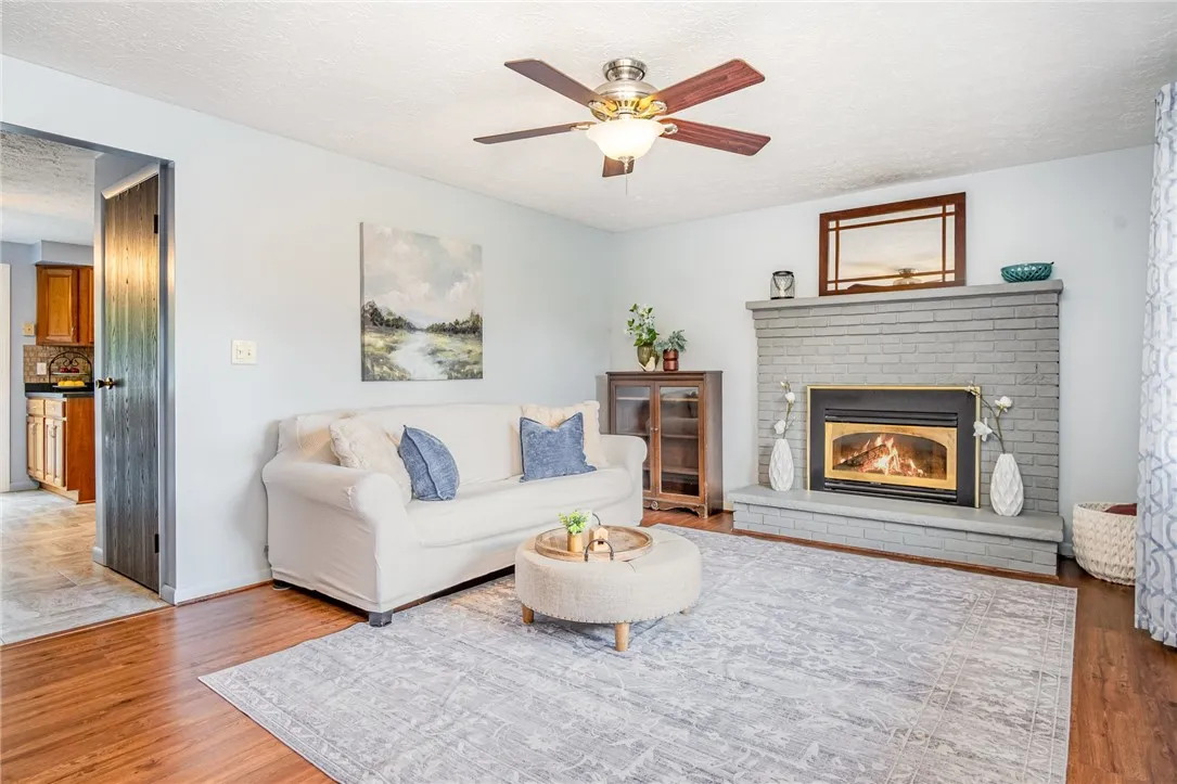 80 Alecia Dr, Greece, New York 14626, Greece, New York 14626, 3 Bedrooms Bedrooms, 6 Rooms Rooms,1 BathroomBathrooms,Residential,Closed,80 Alecia Dr, Greece, New York 14626,0,R1642732