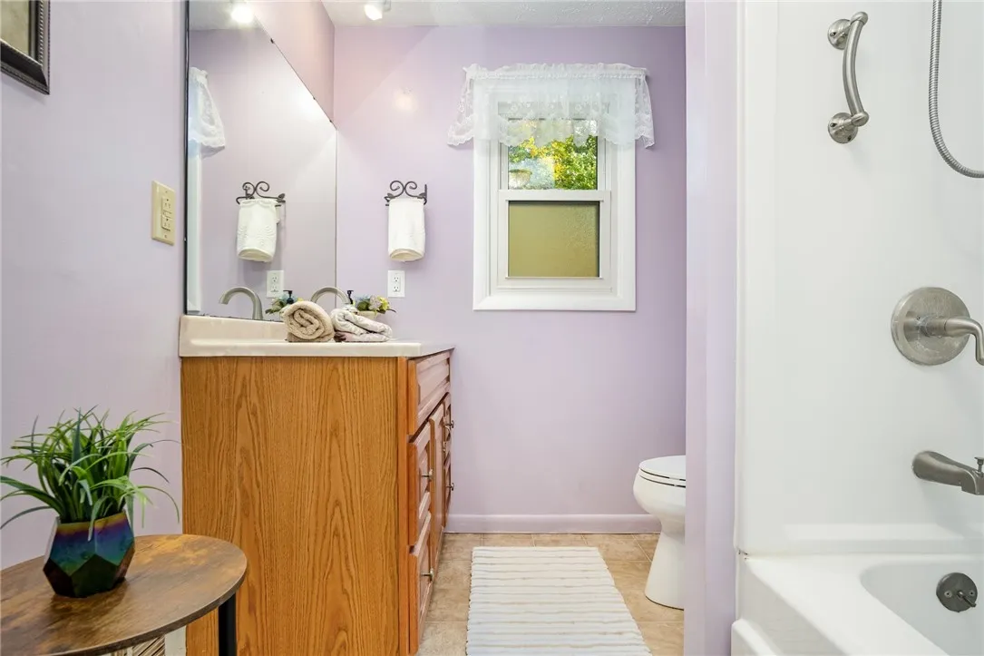 80 Alecia Dr, Greece, New York 14626, Greece, New York 14626, 3 Bedrooms Bedrooms, 6 Rooms Rooms,1 BathroomBathrooms,Residential,Closed,80 Alecia Dr, Greece, New York 14626,0,R1642732