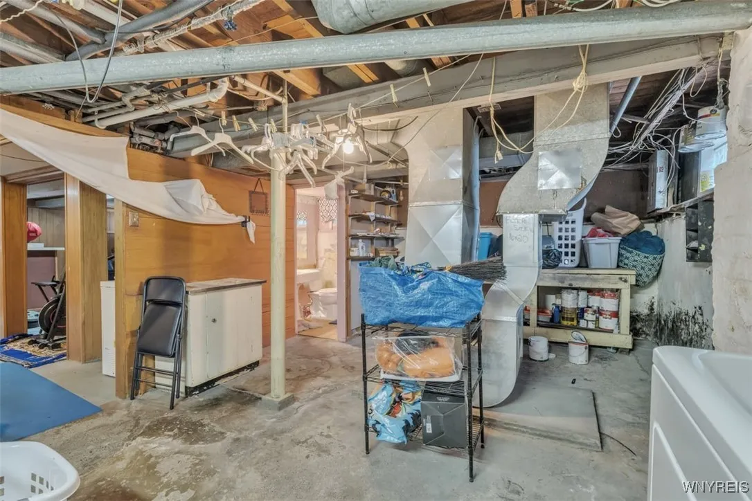 279 Hamilton Boulevard, Tonawanda, New York 14217, Tonawanda, New York 14217, 3 Bedrooms Bedrooms, 6 Rooms Rooms,1 BathroomBathrooms,Residential,For Sale,279 Hamilton Boulevard, Tonawanda, New York 14217,0,B1643722