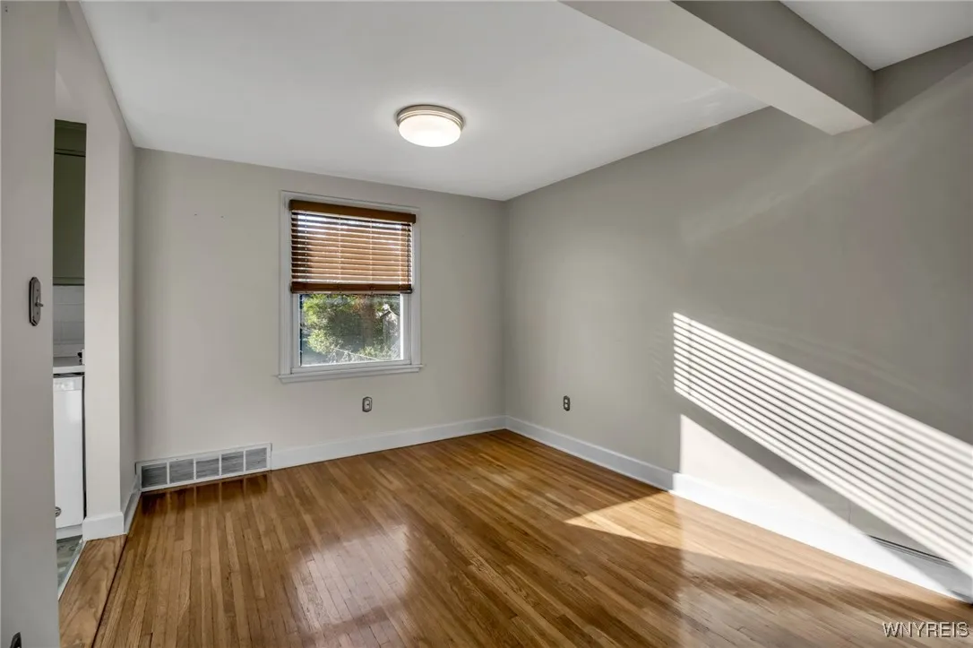 2349 Kensington Avenue, Amherst, New York 14226, Amherst, New York 14226, 3 Bedrooms Bedrooms, 6 Rooms Rooms,1 BathroomBathrooms,Residential,For Sale,2349 Kensington Avenue, Amherst, New York 14226,0,B1643819